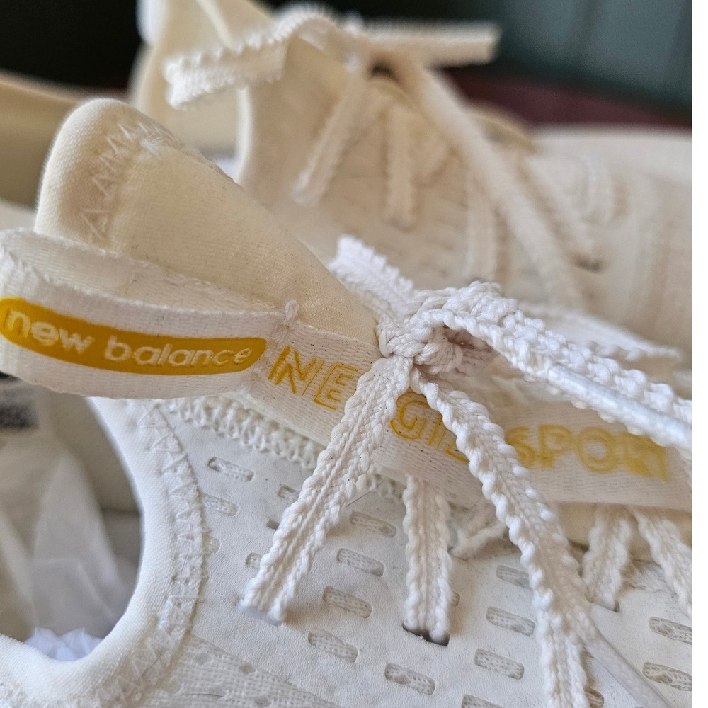 New Balance Nergize Sport v2 Women White Sneakers WNRGSMC2 Size 9 WIDE - Picture 3 of 9